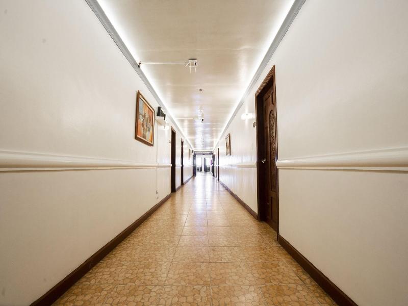 Royal Park Resort Hotel image