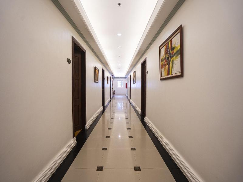 Royal Park Resort Hotel image