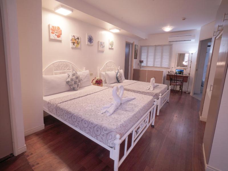 1775 Adriatico Suites image
