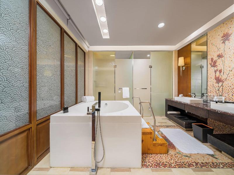 The Imperial Mansion Marriott Executive Apartments image