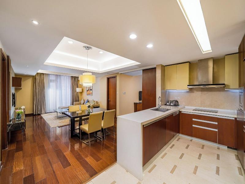 The Imperial Mansion Marriott Executive Apartments image