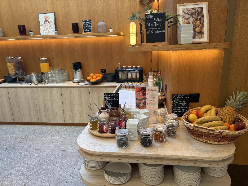 Golden Tulip Avignon Le Paradou image