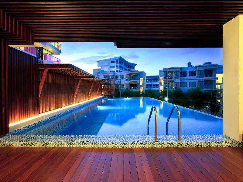 Rocco Hua Hin Beach Seaview image