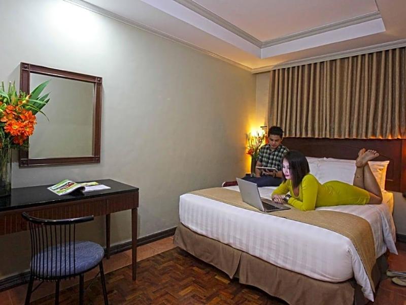 Fersal Hotel P. Tuazon Cubao image