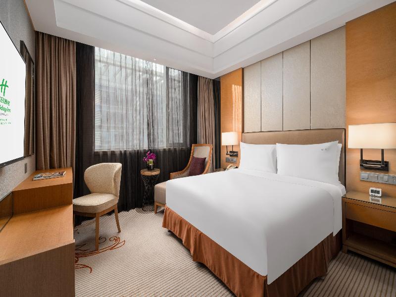Holiday Inn Chengdu Oriental Plaza image