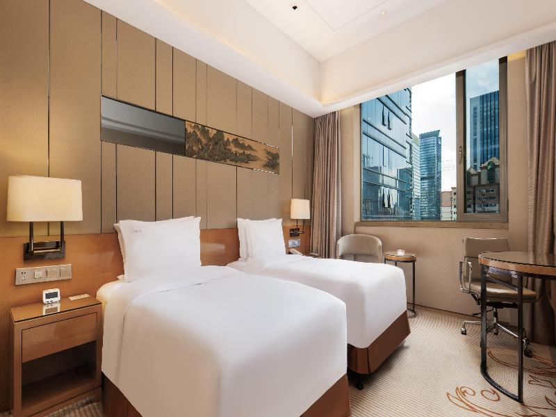 Holiday Inn Chengdu Oriental Plaza image