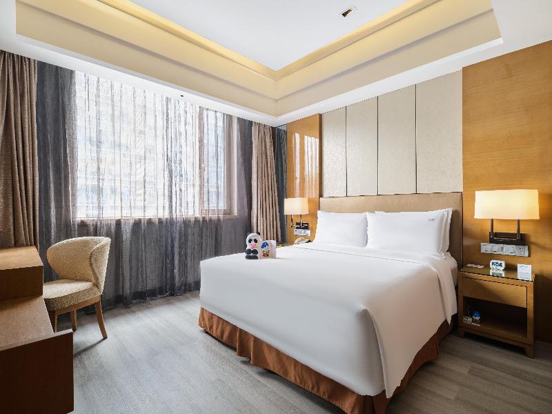Holiday Inn Chengdu Oriental Plaza image