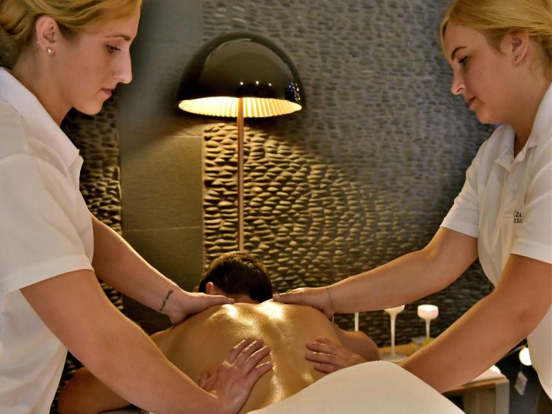 Czarny Potok Resort & Spa image