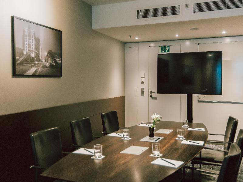 Radisson Blu Hotel, Hamburg Airport image