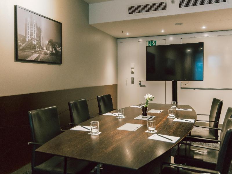Radisson Blu Hotel, Hamburg Airport image