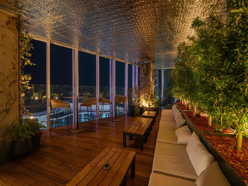 Radisson Blu Hotel, Batumi image