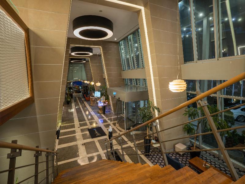 Radisson Blu Hotel, Batumi image