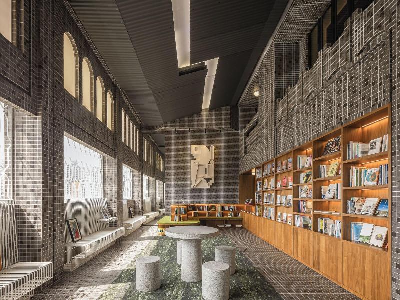 Hotel Provintia image