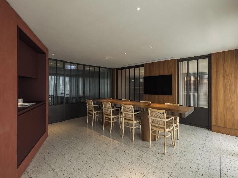Hotel Provintia image