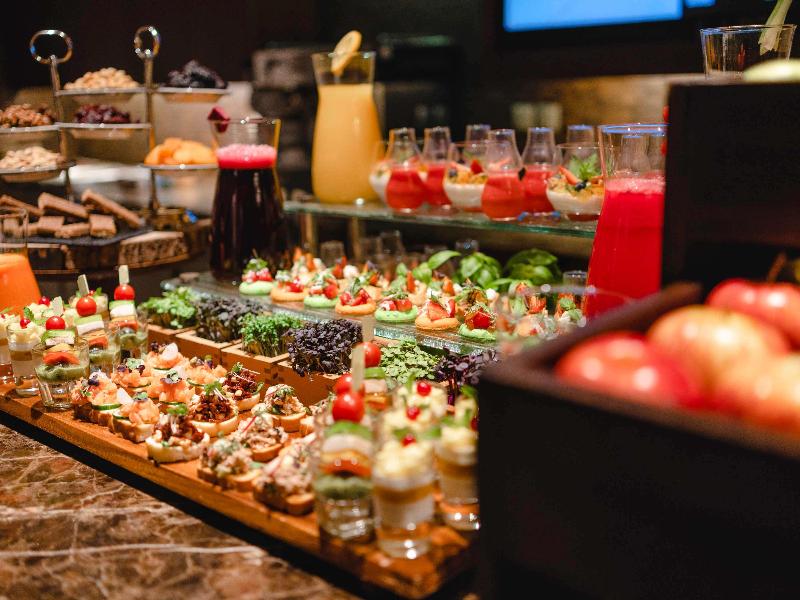 Swissôtel Al Ghurair image