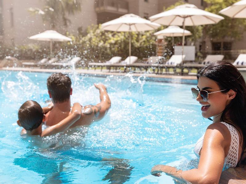 Swissôtel Al Ghurair image