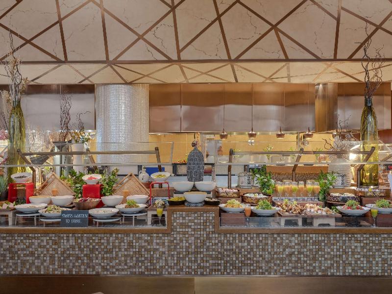 Swissôtel Al Ghurair image