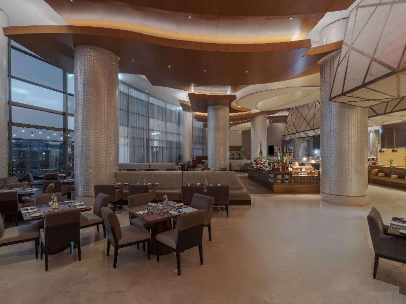 Swissôtel Al Ghurair image