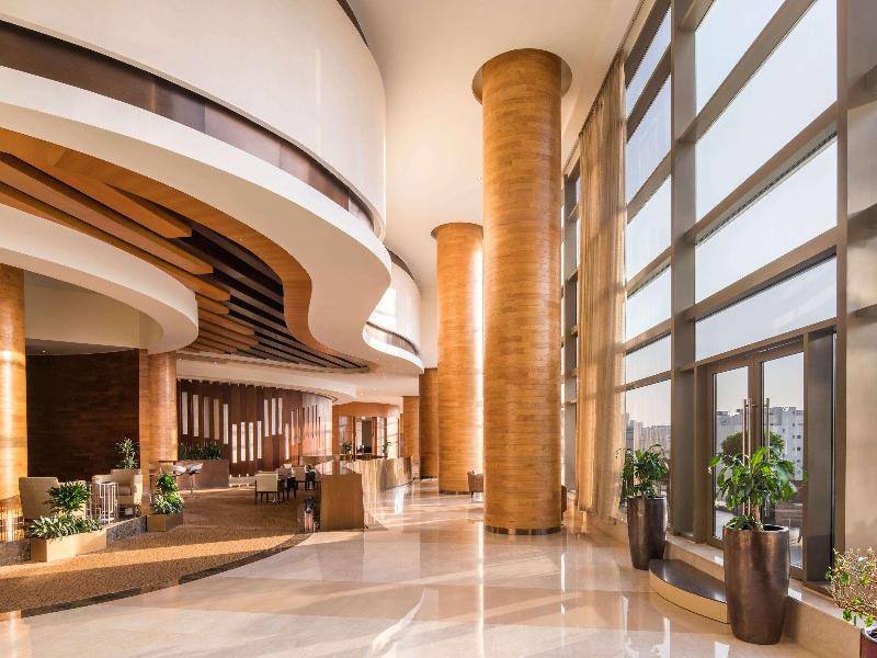 Swissôtel Al Ghurair image