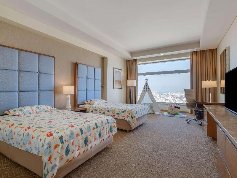 Swissôtel Al Ghurair image