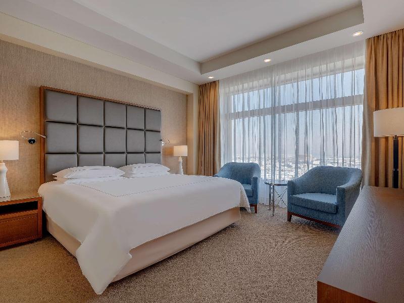 Swissôtel Al Ghurair image