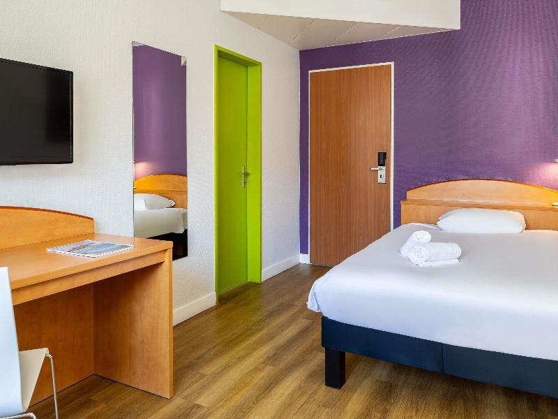 ibis Styles Luzern City image