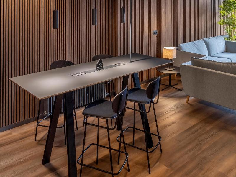 Hostal Opera Ramblas image