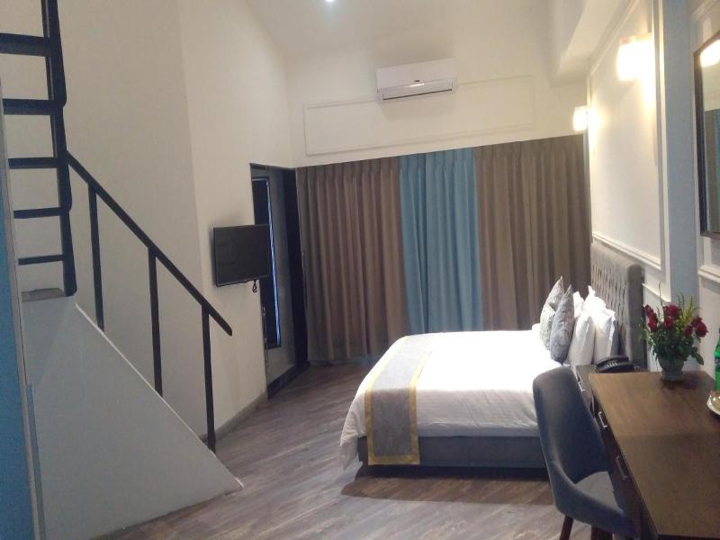 Hotel Sinclairs Bayview Port Blair image