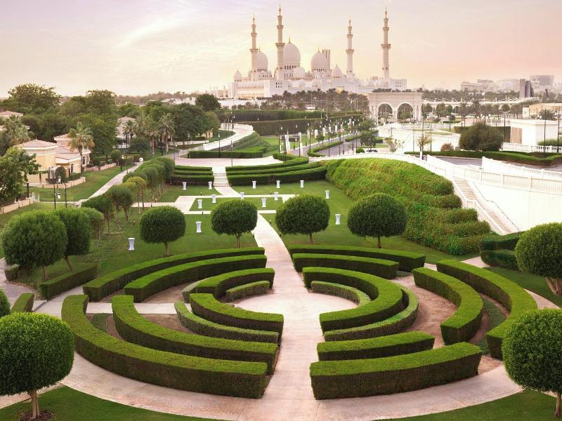 The Ritz-Carlton Abu Dhabi, Grand Canal image