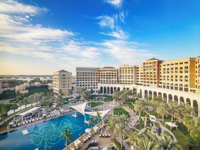 The Ritz-Carlton Abu Dhabi, Grand Canal image