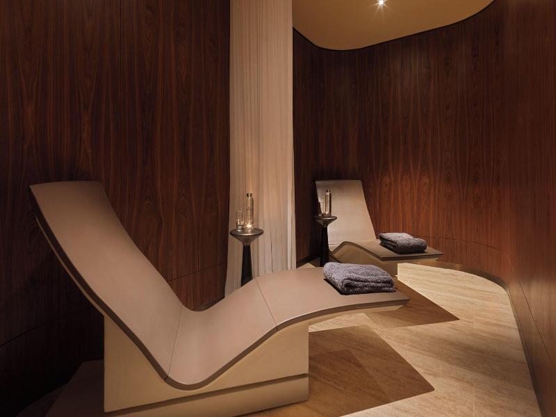 The Ritz-Carlton Abu Dhabi, Grand Canal image