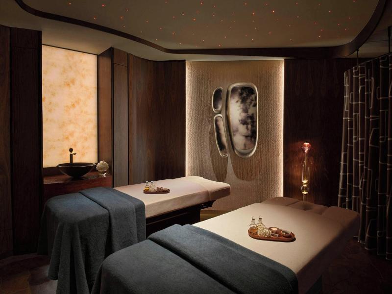 The Ritz-Carlton Abu Dhabi, Grand Canal image