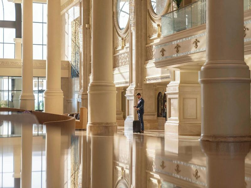 The Ritz-Carlton Abu Dhabi, Grand Canal image
