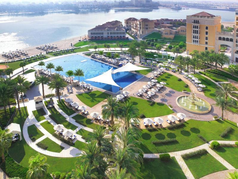 The Ritz-Carlton Abu Dhabi, Grand Canal image
