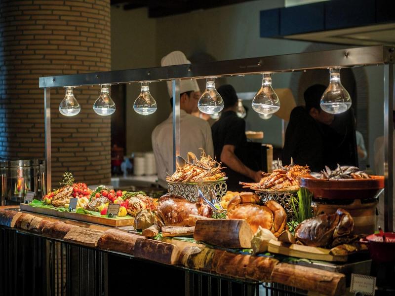 The Ritz-Carlton Abu Dhabi, Grand Canal image