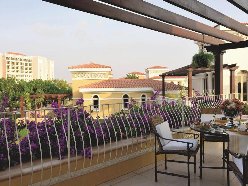 The Ritz-Carlton Abu Dhabi, Grand Canal image