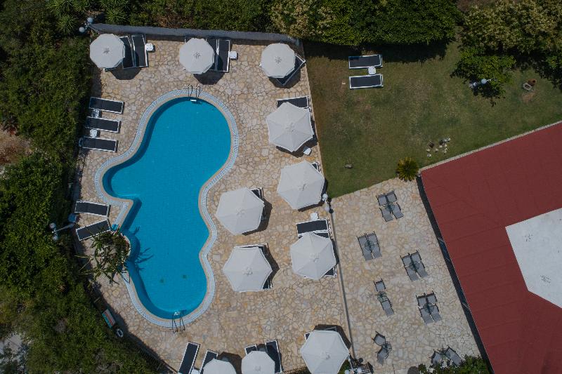 Pelagos Apartments image