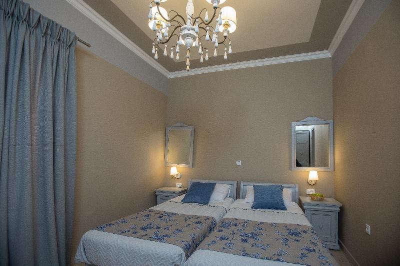Pelagos Apartments image