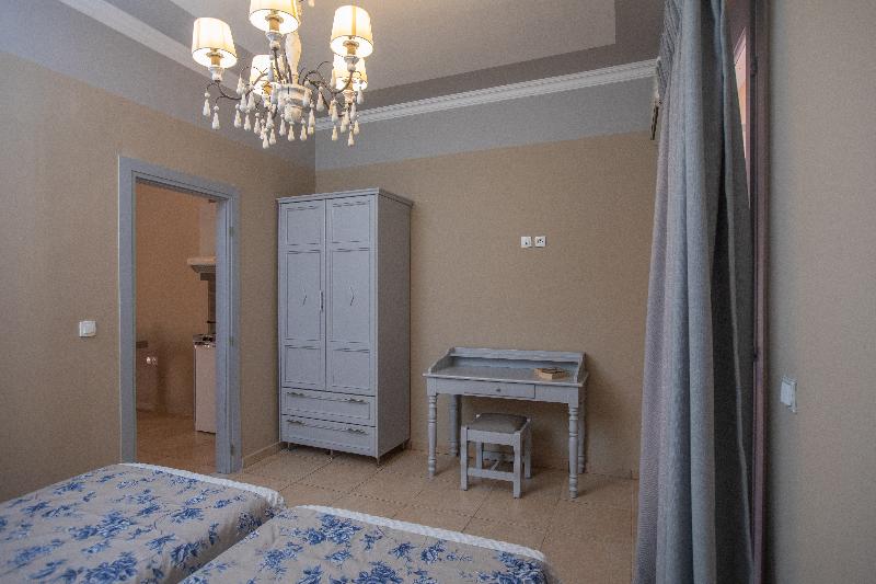 Pelagos Apartments image