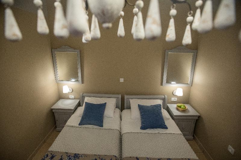 Pelagos Apartments image