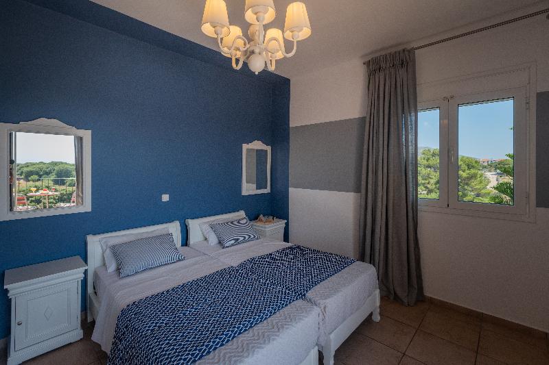 Pelagos Apartments image