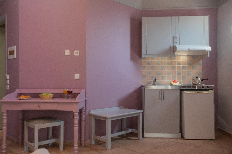 Pelagos Apartments image