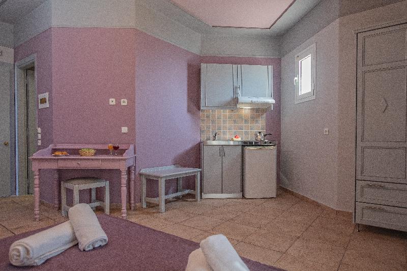 Pelagos Apartments image
