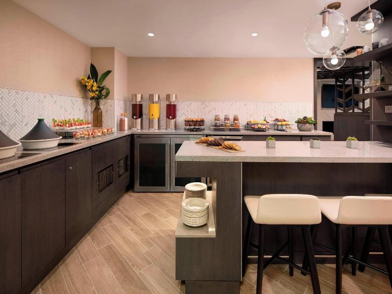 Vancouver Airport Marriott Hotel image