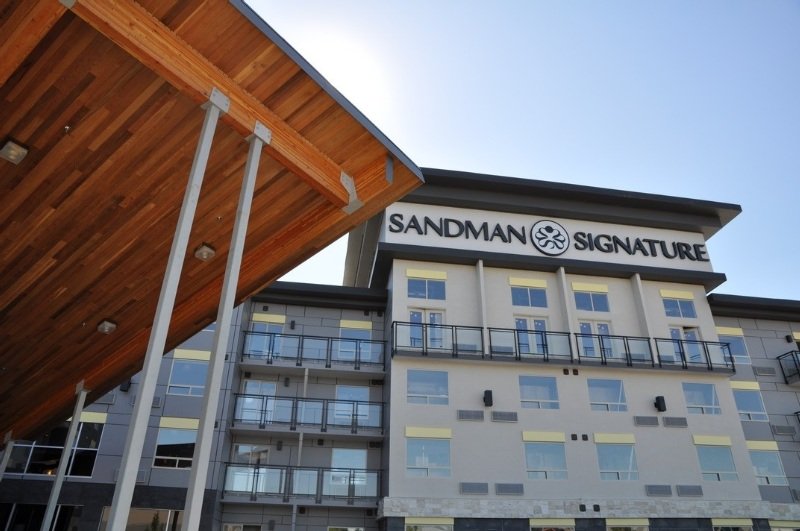 Sandman Signature Hotel AND Suites Langley