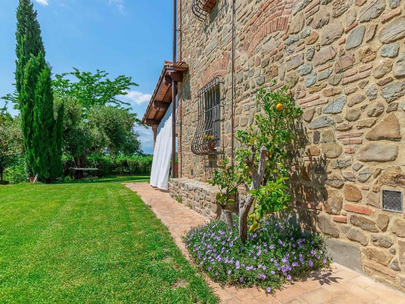 La Casa Medioevale image