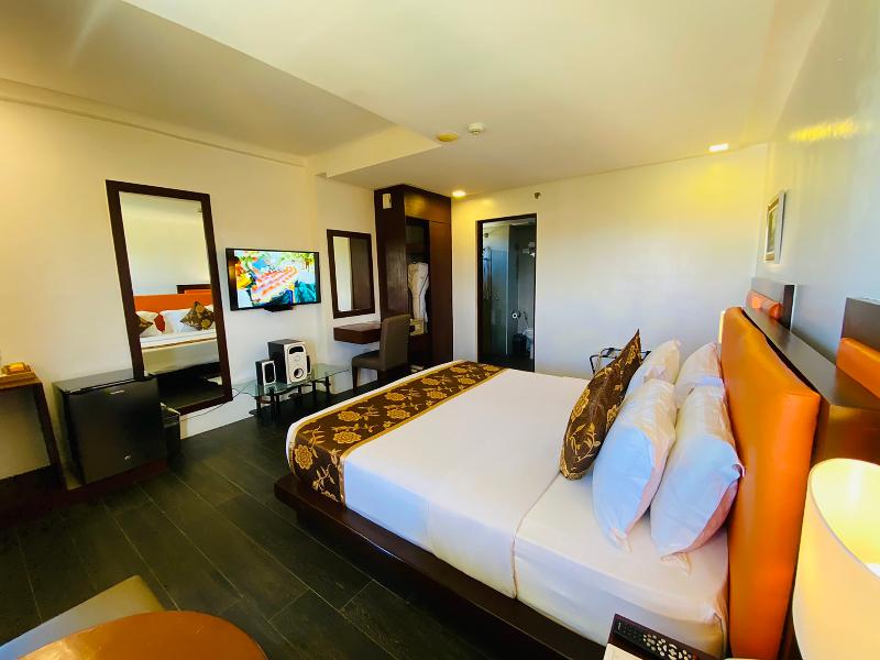 Paradise Garden Resort Hotel and Convention Center image