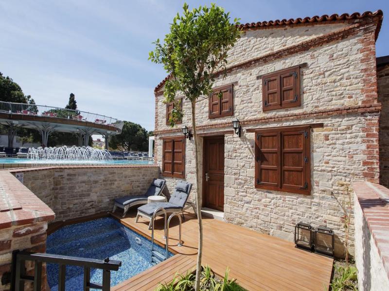 Doubletree By Hilton Kusadasi image