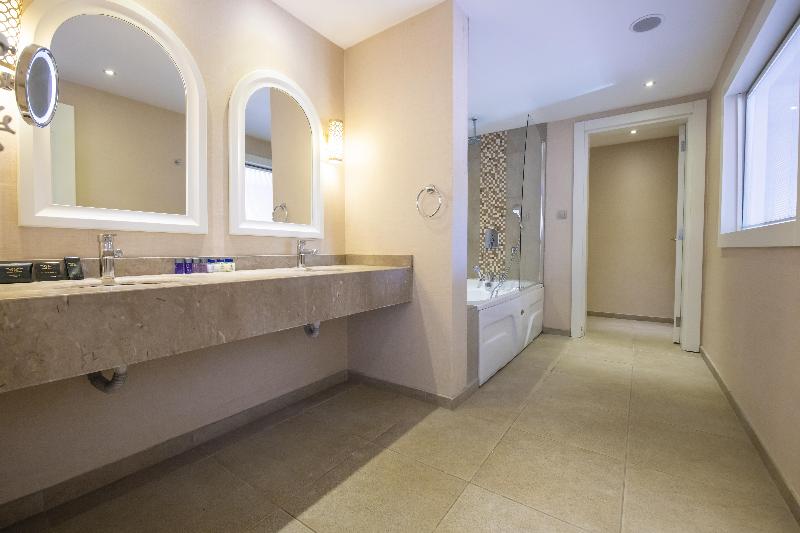 Han Deluxe Hotel gallery photo 24