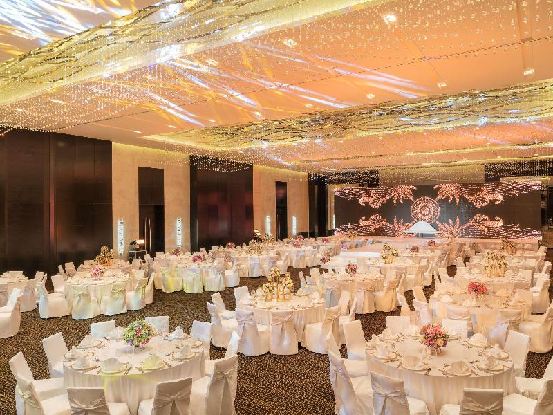 Sofitel Abu Dhabi Corniche image